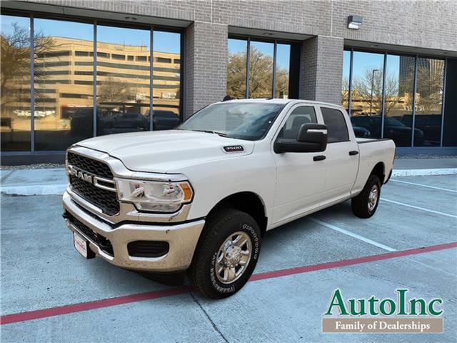 2024 RAM Ram 3500 RAM 3500 TRADESMAN CREW CAB 4X4 64 BOX