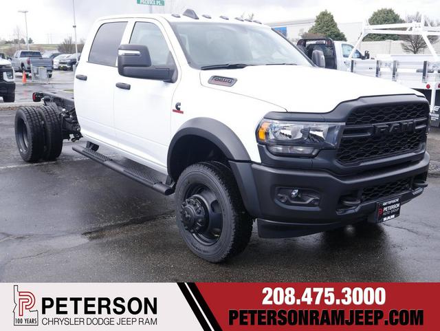 2024 RAM Ram 5500 Chassis Cab RAM 5500 TRADESMAN CHASSIS CREW CAB 4X4 60 CA