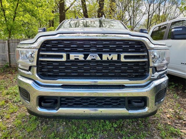 2024 RAM Ram 3500 Chassis Cab RAM 3500 SLT CREW CAB CHASSIS 4X4 60 CA