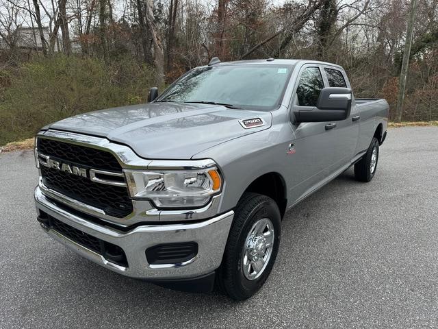 2024 RAM Ram 2500 RAM 2500 TRADESMAN CREW CAB 4X4 8 BOX