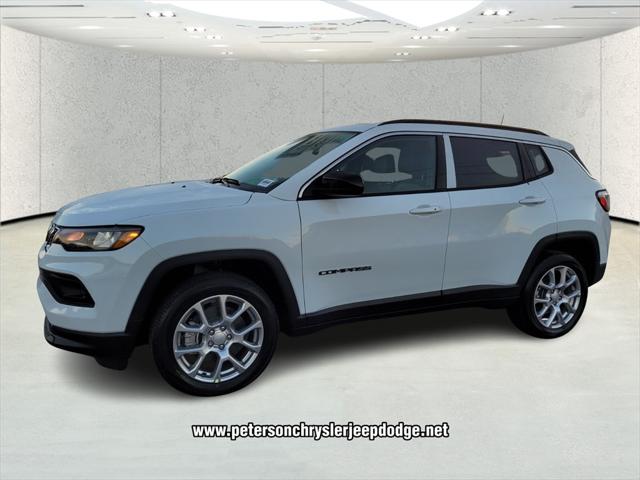 2024 Jeep Compass COMPASS LATITUDE LUX 4X4