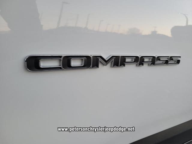 2024 Jeep Compass COMPASS LATITUDE LUX 4X4