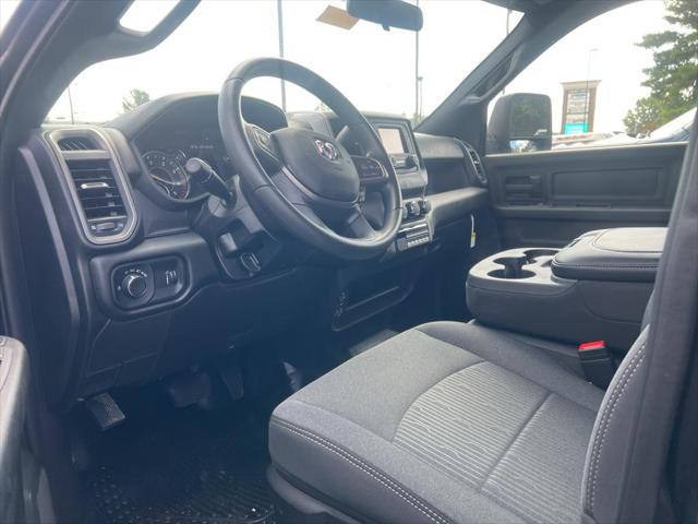 2024 RAM Ram 3500 Chassis Cab RAM 3500 TRADESMAN CREW CAB CHASSIS 4X2 60 CA 2024 RAM Ram 3500 Chassis Cab RAM 3500 TRADESMAN CREW CAB CHASSIS 4X2 60 CA