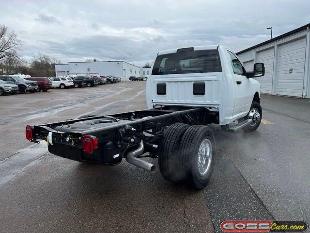 2024 RAM Ram 3500 Chassis Cab RAM 3500 TRADESMAN CHASSIS REGULAR CAB 4X4 60 CA 2024 RAM Ram 3500 Chassis Cab RAM 3500 TRADESMAN CHASSIS REGULAR CAB 4X4 60 CA