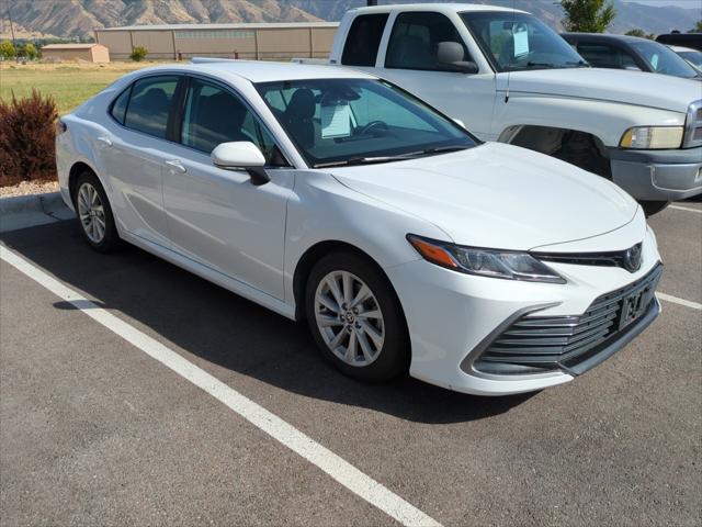 2022 Toyota Camry LE AWD