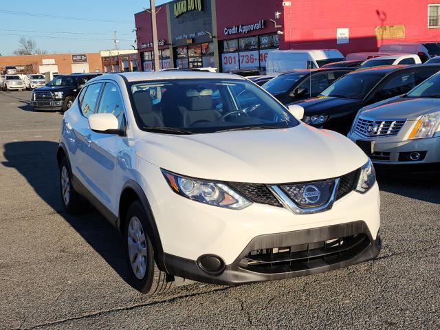 2018 Nissan Rogue Sport S for sale in Temple Hills, MD
