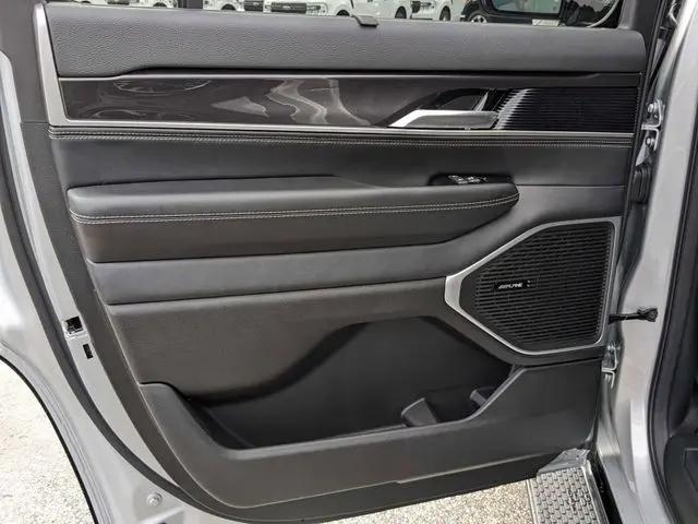 2024 Jeep Wagoneer Series I 4x4