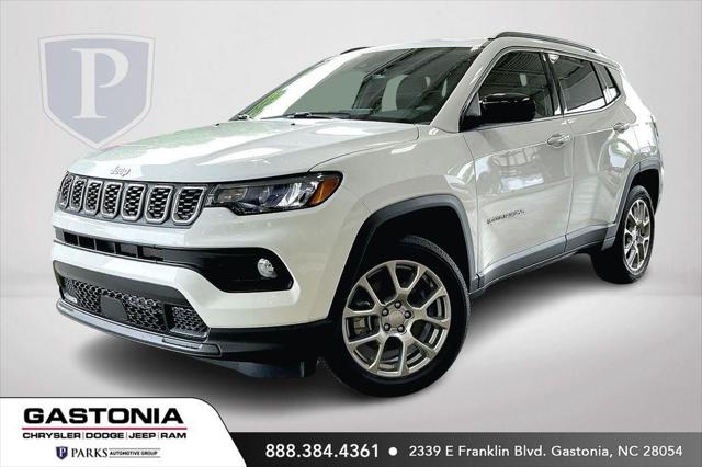 2024 Jeep Compass COMPASS LATITUDE LUX 4X4