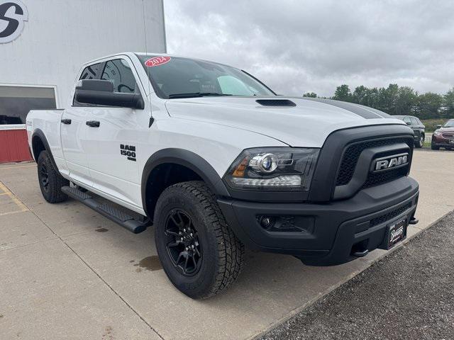 2024 RAM Ram 1500 Classic RAM 1500 CLASSIC WARLOCK QUAD CAB 4X4 64 BOX