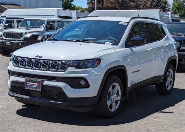 2024 Jeep Compass COMPASS LATITUDE 4X4