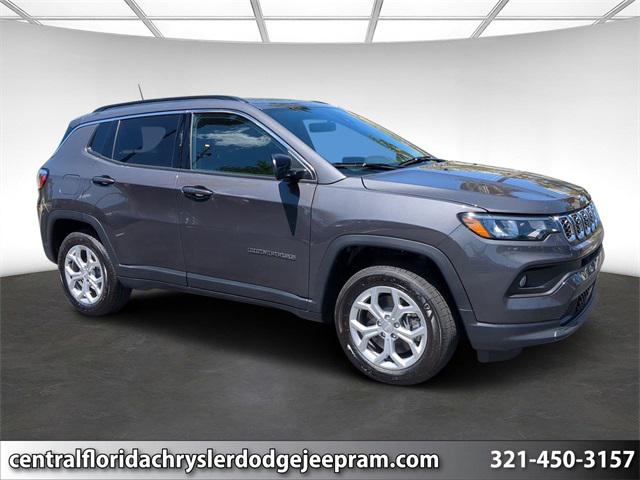 2024 Jeep Compass COMPASS LATITUDE 4X4