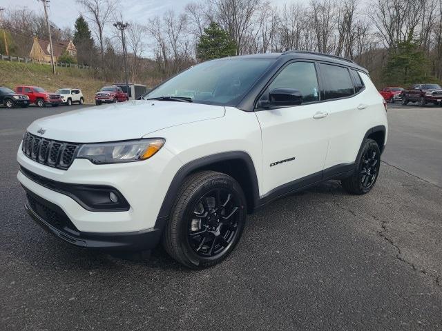 2024 Jeep Compass COMPASS LATITUDE 4X4