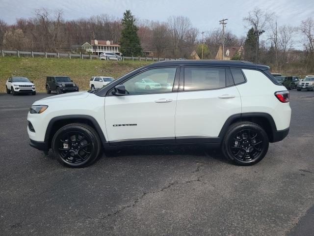 2024 Jeep Compass COMPASS LATITUDE 4X4