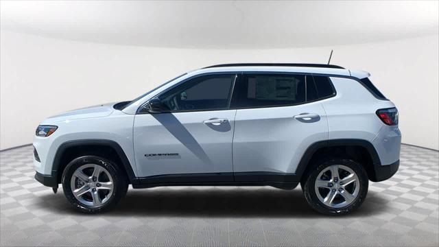 2024 Jeep Compass COMPASS LATITUDE 4X4