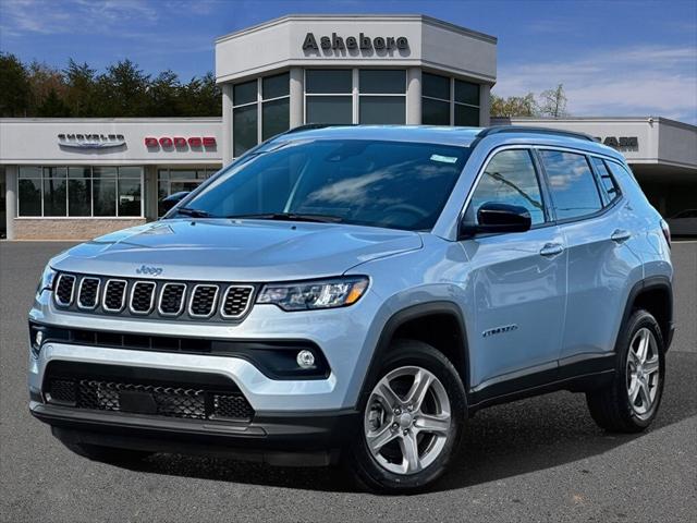 2024 Jeep Compass COMPASS LATITUDE 4X4