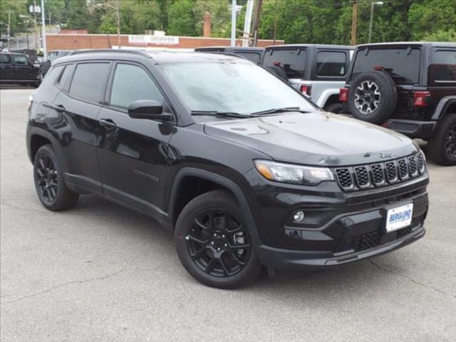 2024 Jeep Compass COMPASS LATITUDE 4X4