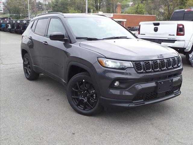 2024 Jeep Compass COMPASS LATITUDE 4X4