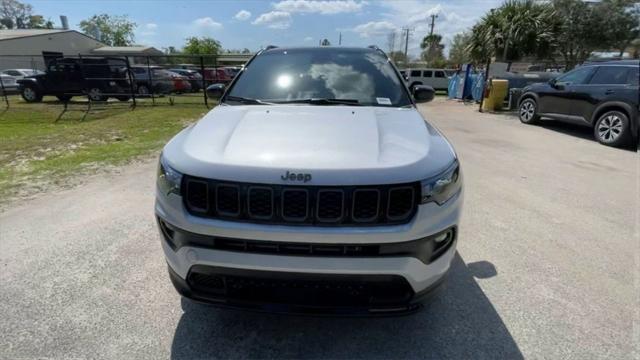 2024 Jeep Compass COMPASS LATITUDE 4X4