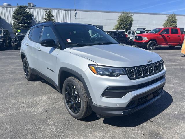 2024 Jeep Compass COMPASS LATITUDE 4X4