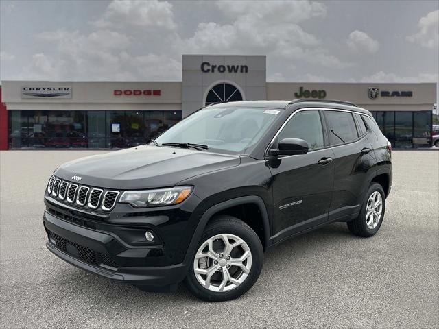 2024 Jeep Compass COMPASS LATITUDE 4X4