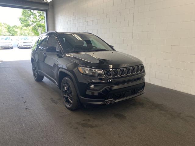 2024 Jeep Compass COMPASS LATITUDE 4X4