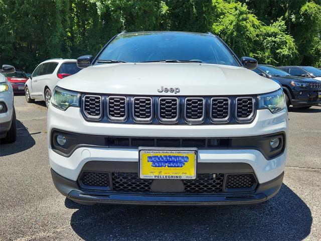 2024 Jeep Compass COMPASS LATITUDE 4X4