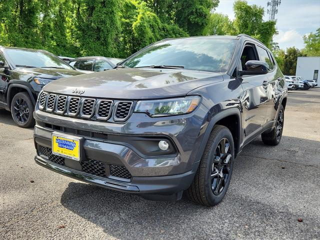 2024 Jeep Compass COMPASS LATITUDE 4X4