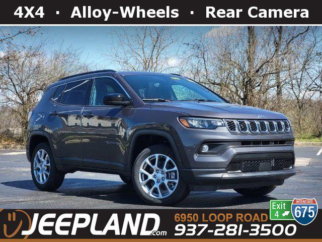 2024 Jeep Compass COMPASS LATITUDE LUX 4X4