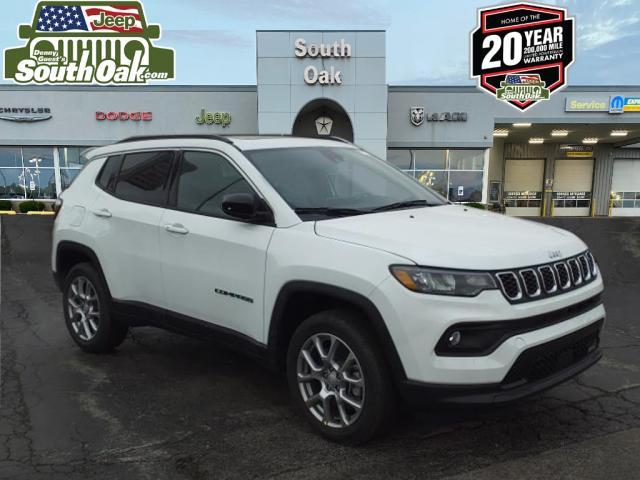 2024 Jeep Compass COMPASS LATITUDE LUX 4X4