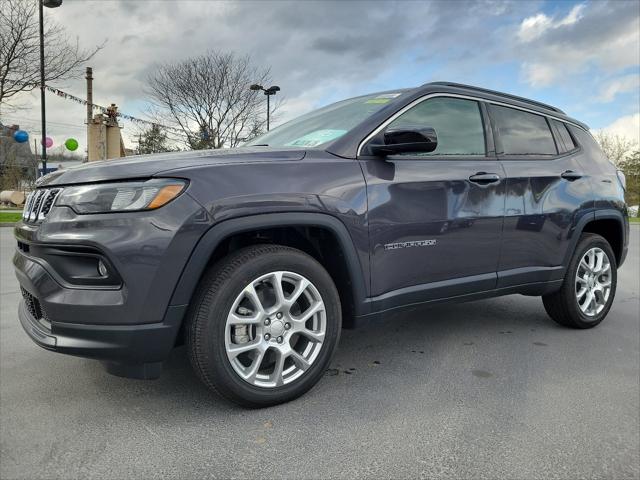 2024 Jeep Compass COMPASS LATITUDE LUX 4X4