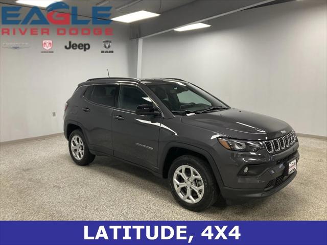 2024 Jeep Compass COMPASS LATITUDE 4X4