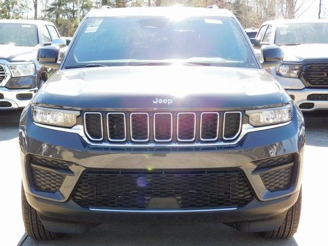 2024 Jeep Grand Cherokee GRAND CHEROKEE LAREDO X 4X4