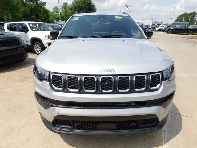 2024 Jeep Compass COMPASS LATITUDE LUX 4X4