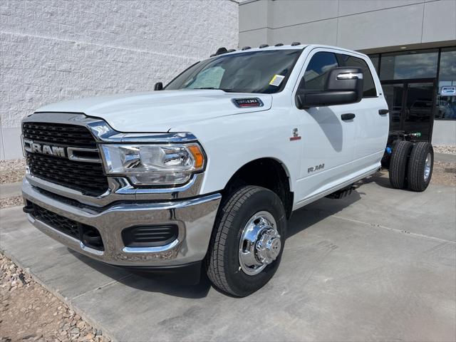 2024 RAM Ram 3500 Chassis Cab RAM 3500 SLT CREW CAB CHASSIS 4X4 60 CA