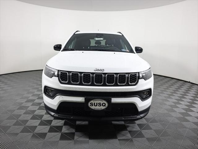 2024 Jeep Compass COMPASS LATITUDE 4X4