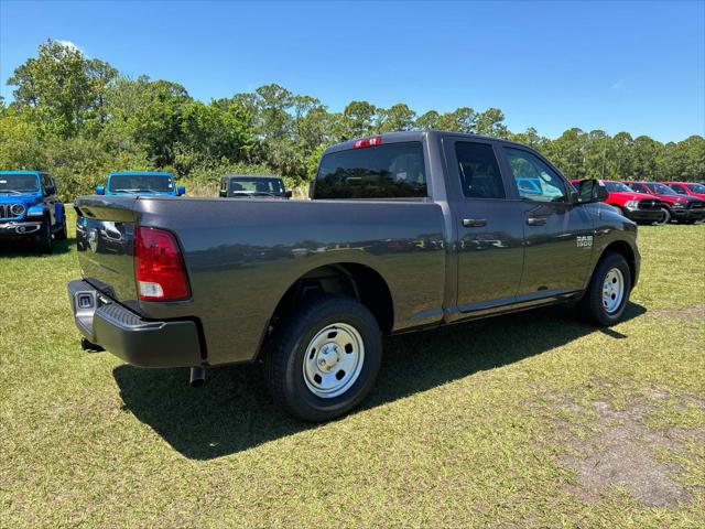 2024 RAM Ram 1500 Classic RAM 1500 CLASSIC TRADESMAN QUAD CAB 4X2 64 BOX