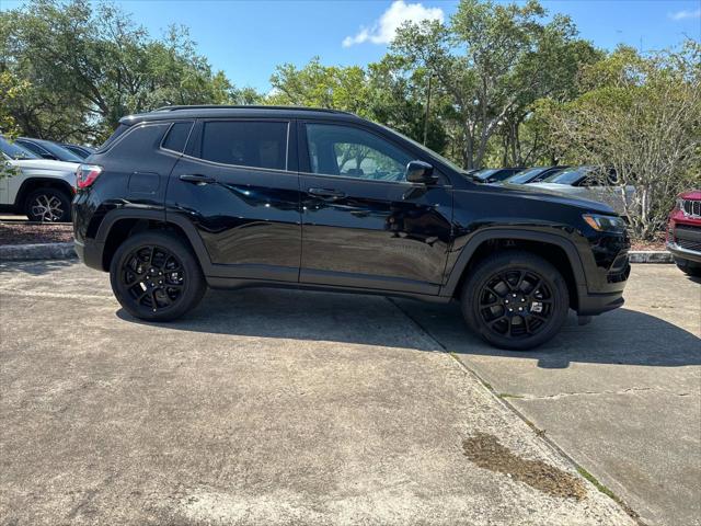 2024 Jeep Compass COMPASS LATITUDE 4X4