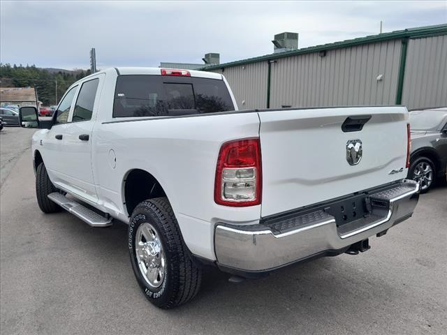 2024 RAM Ram 3500 RAM 3500 TRADESMAN CREW CAB 4X4 64 BOX