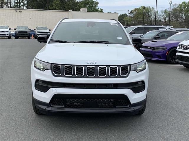 2024 Jeep Compass COMPASS LATITUDE LUX 4X4