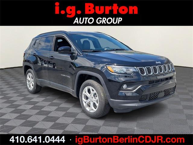 2024 Jeep Compass COMPASS LATITUDE 4X4