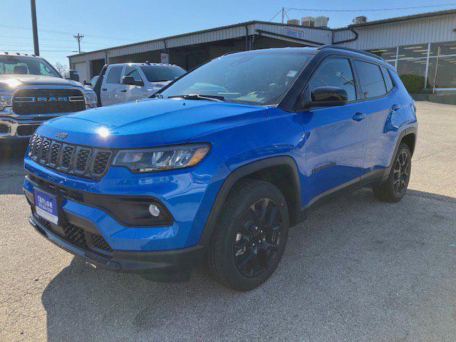 2024 Jeep Compass COMPASS LATITUDE 4X4