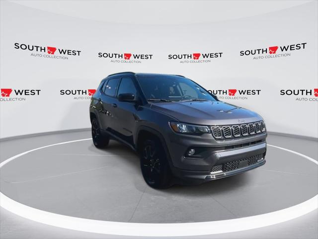 2024 Jeep Compass COMPASS LATITUDE 4X4