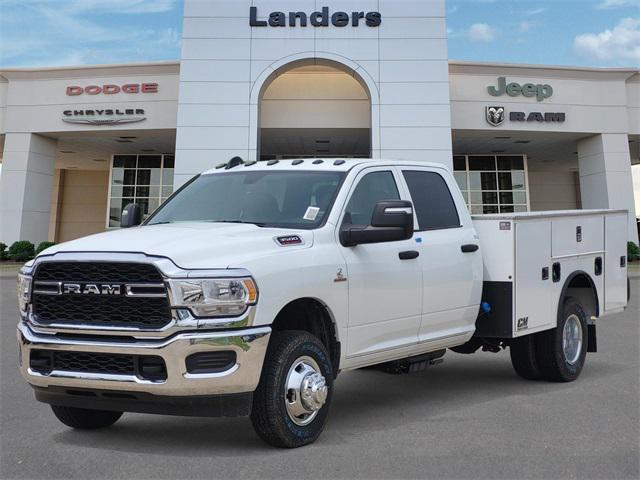 2024 RAM Ram 3500 Chassis Cab RAM 3500 TRADESMAN CREW CAB CHASSIS 4X4 60 CA