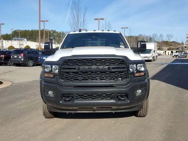 2024 RAM Ram 5500 Chassis Cab RAM 5500 TRADESMAN CHASSIS CREW CAB 4X4 60 CA