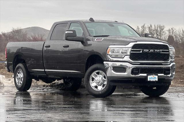 2024 RAM Ram 3500 RAM 3500 TRADESMAN CREW CAB 4X4 8 BOX