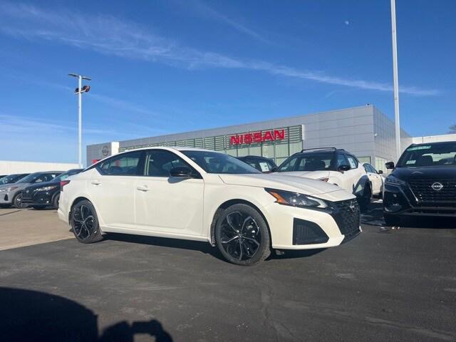 2024 Nissan Altima SR FWD for sale in Joplin, MO