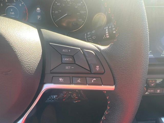2024 Nissan Kicks SR Xtronic CVT