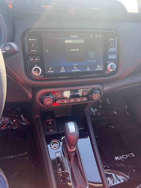 2024 Nissan Kicks SR Xtronic CVT