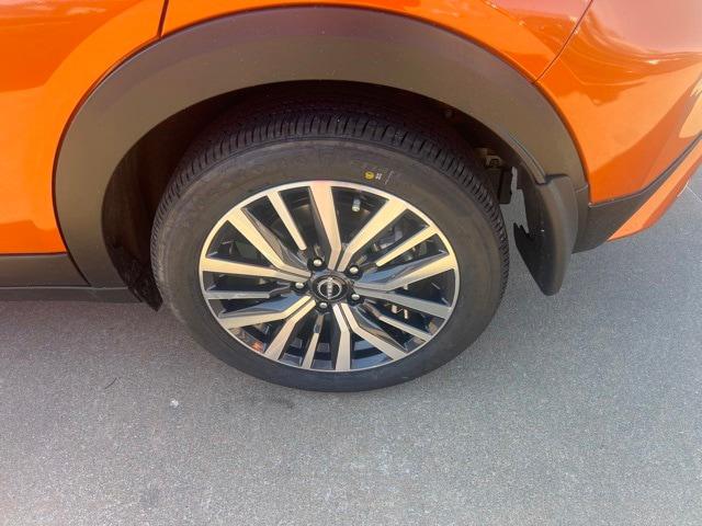 2024 Nissan Kicks SR Xtronic CVT