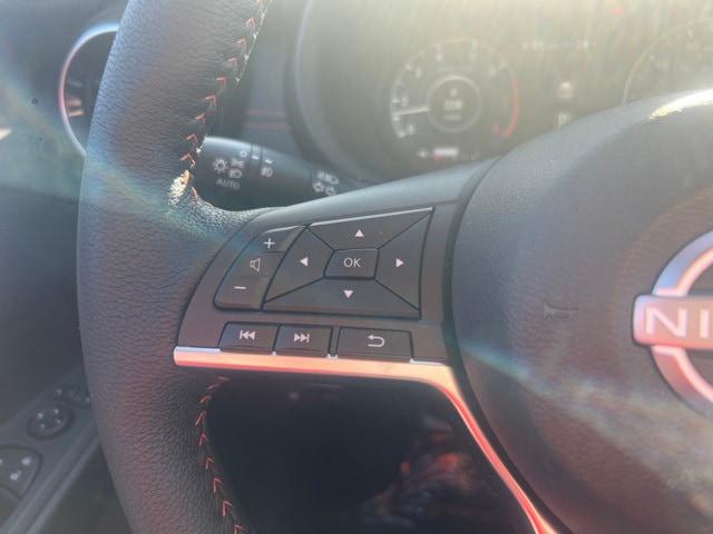2024 Nissan Kicks SR Xtronic CVT